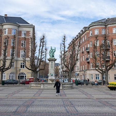 קופנהגן Unique 3 Bedroom Apartment In Vibrant Frederiksberg מראה חיצוני תמונה