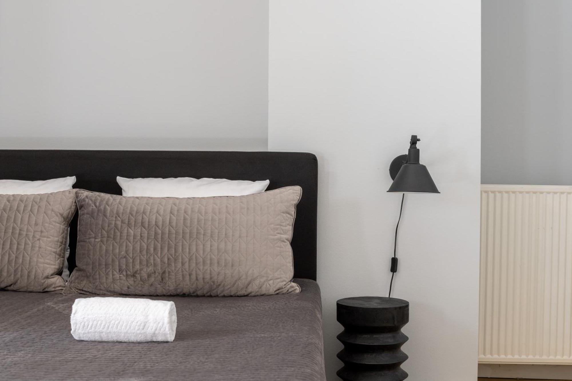 קופנהגן Unique 3 Bedroom Apartment In Vibrant Frederiksberg מראה חיצוני תמונה